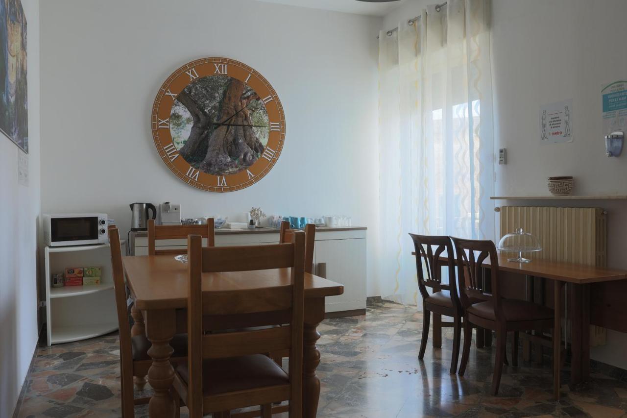 Bed&Bread Piazza 'Nzegna Bed & Breakfast Carovigno Luaran gambar