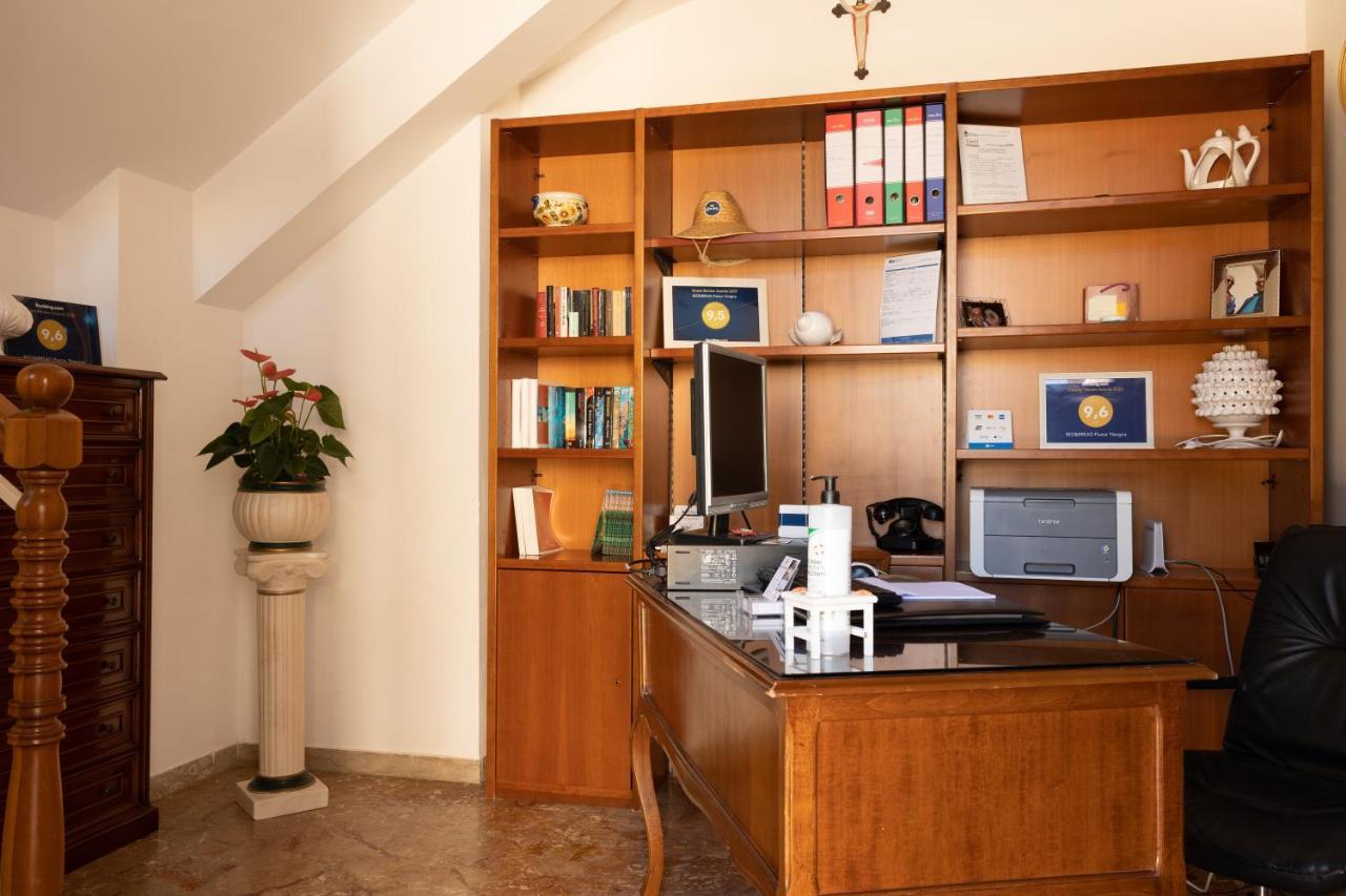 Bed&Bread Piazza 'Nzegna Bed & Breakfast Carovigno Luaran gambar