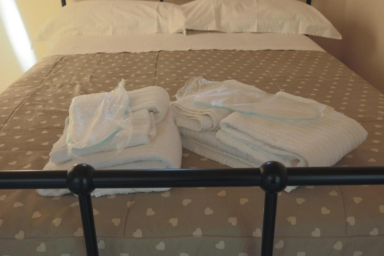 Bed&Bread Piazza 'Nzegna Bed & Breakfast Carovigno Luaran gambar